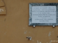 Targa commemorativa sulla palazzina degli uffici annonari